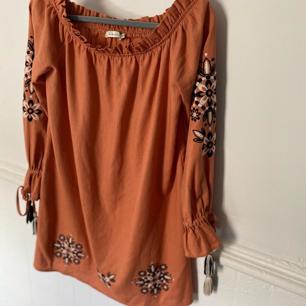 Off the shoulder embroidered shift dress